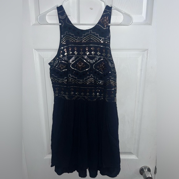 NWT Hollister Dress _Size Small - Picture 2 of 5